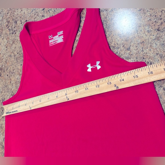 Under Armour HeatGear Sleeveless Tank Size Small Hot Pink VNeckline Racerback - Picture 9 of 10